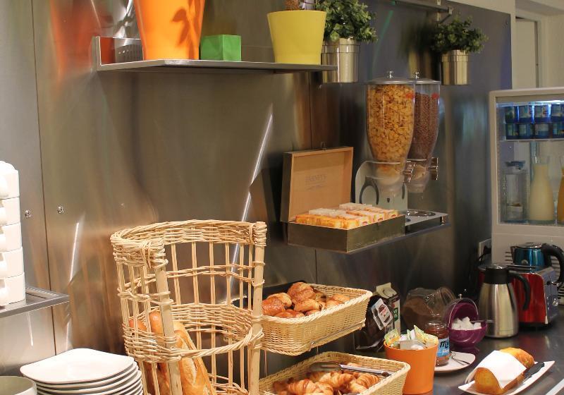 Brit Hotel Caen-est Mondeville