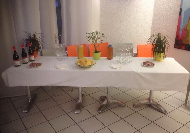 Brit Hotel Caen-est Mondeville