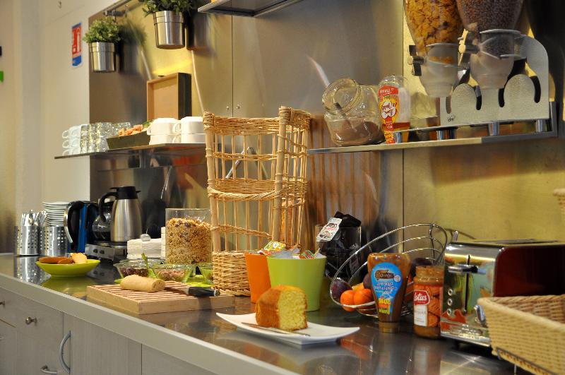 Brit Hotel Caen-est Mondeville