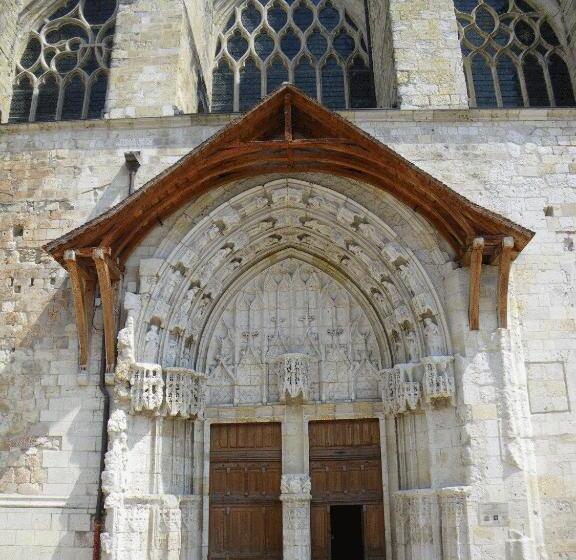 Château De Fourcès