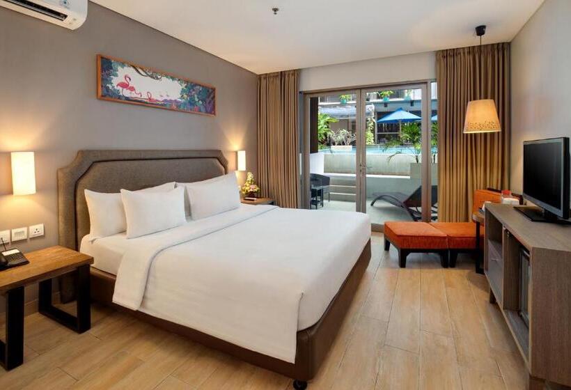 Harper Kuta Hotel by Aston