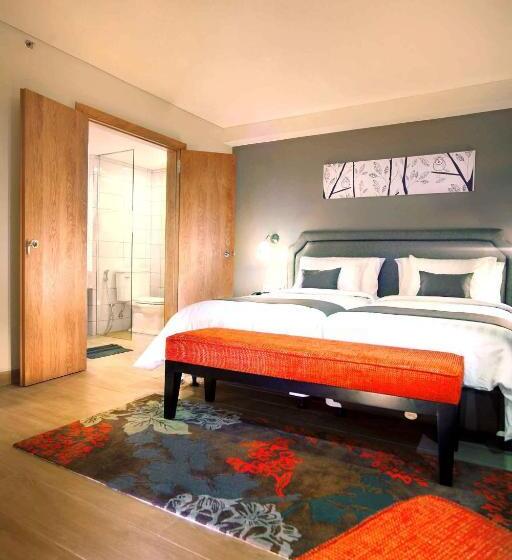 Harper Kuta Hotel by Aston