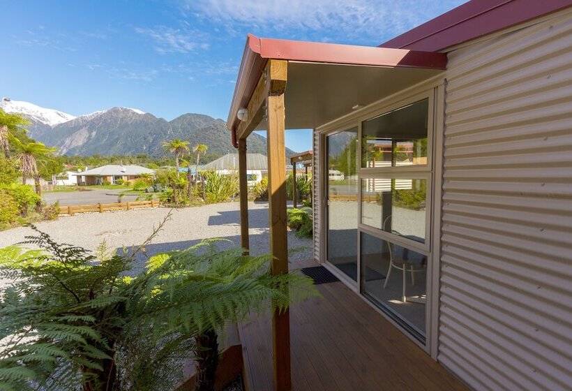 ホテル 10 Cottages