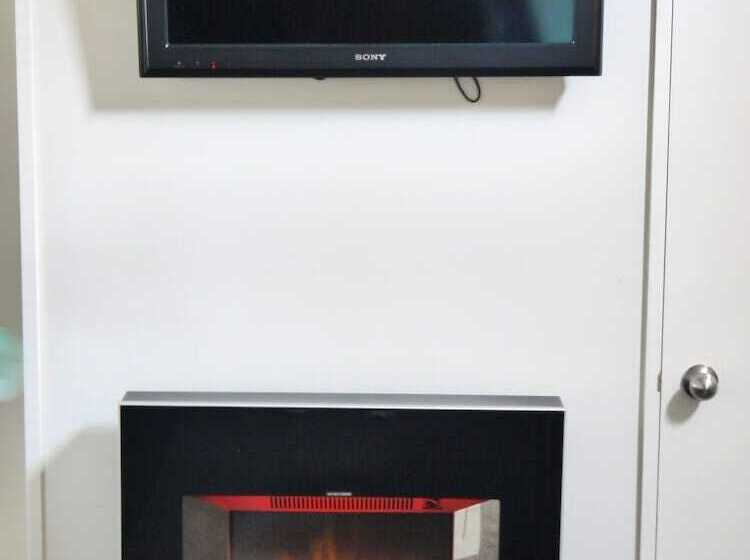 ホテル 10 Cottages