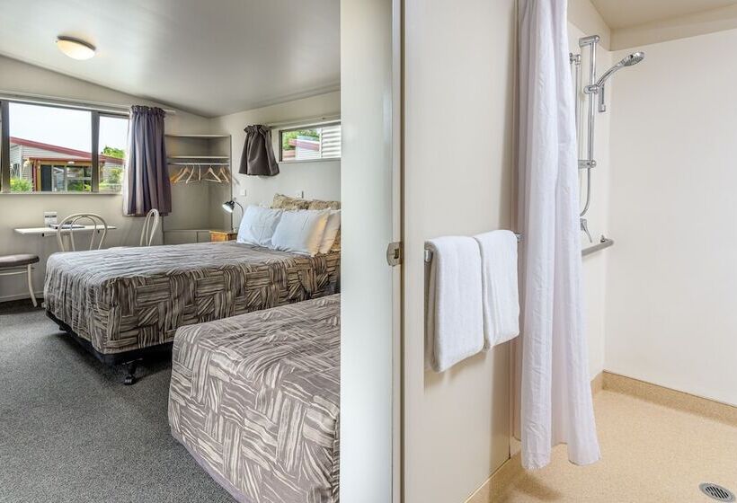 ホテル 10 Cottages