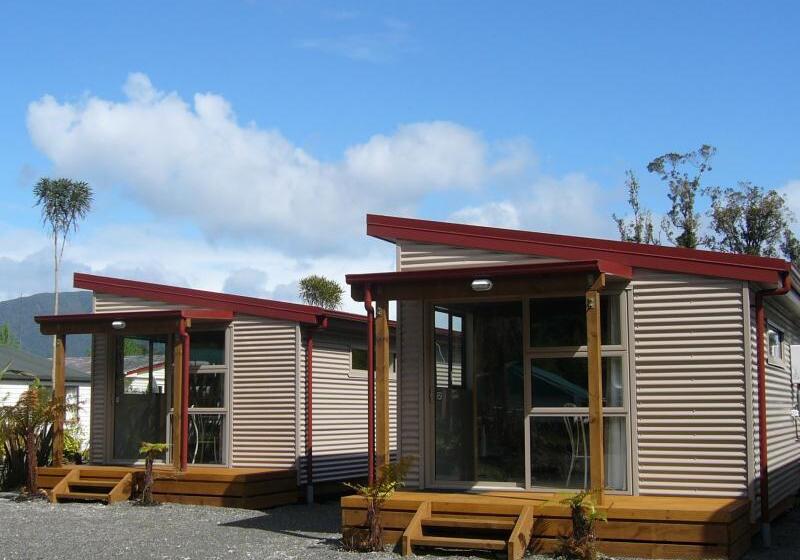 ホテル 10 Cottages