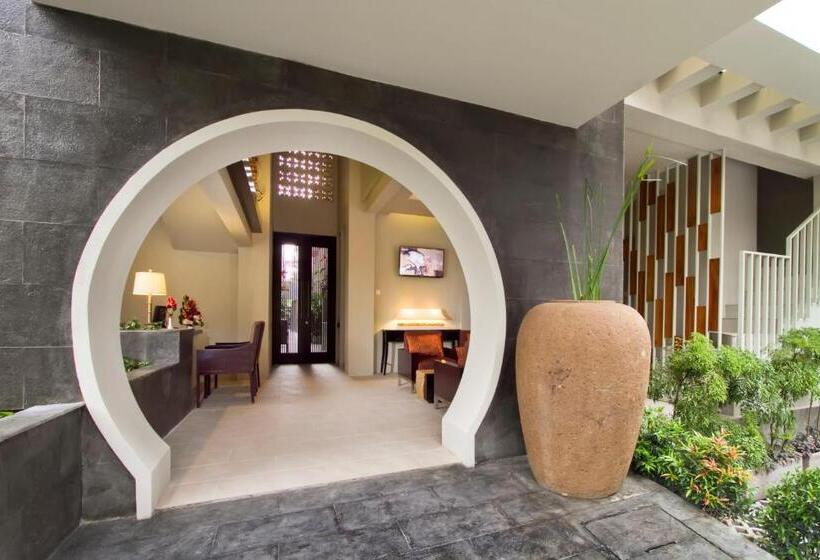 בית מלון כפרי 18 Suite Villa Loft At Kuta