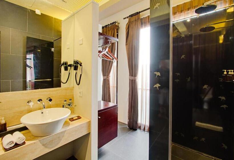 בית מלון כפרי 18 Suite Villa Loft At Kuta