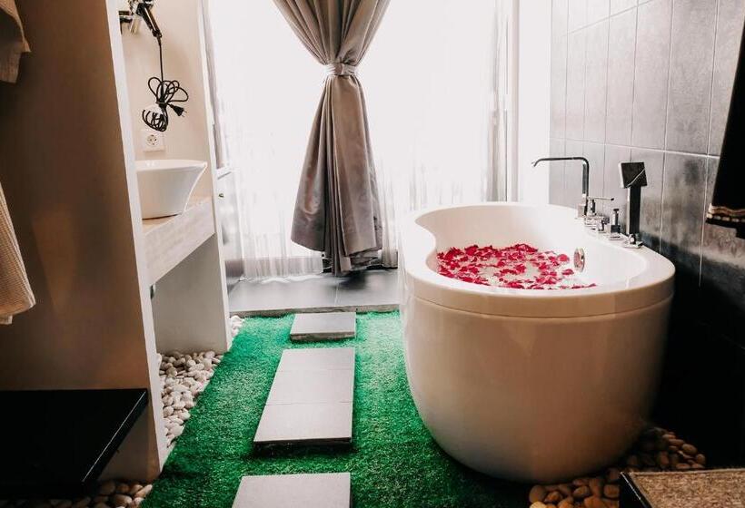 בית מלון כפרי 18 Suite Villa Loft At Kuta