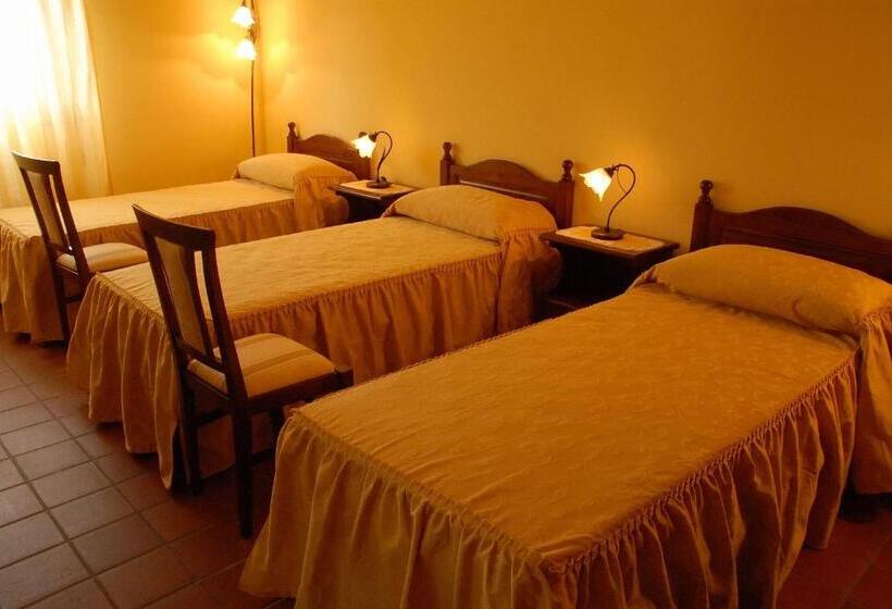 ホテル Ai Tre Parchi Bed And Bike