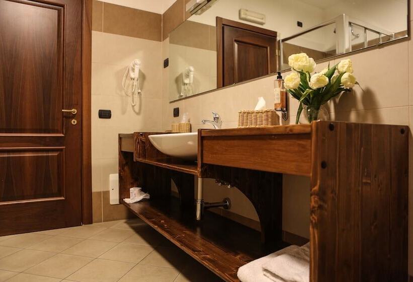 בית מלון כפרי Al Castello Resort