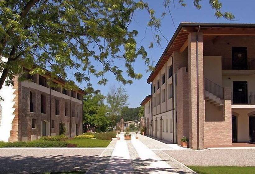 ホテル Corte Della Rocca Bassa