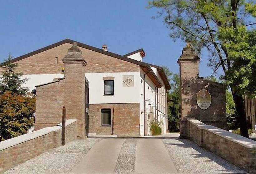 ホテル Corte Della Rocca Bassa