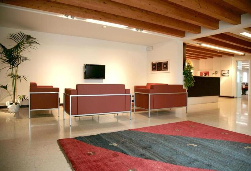 ホテル Corte Della Rocca Bassa