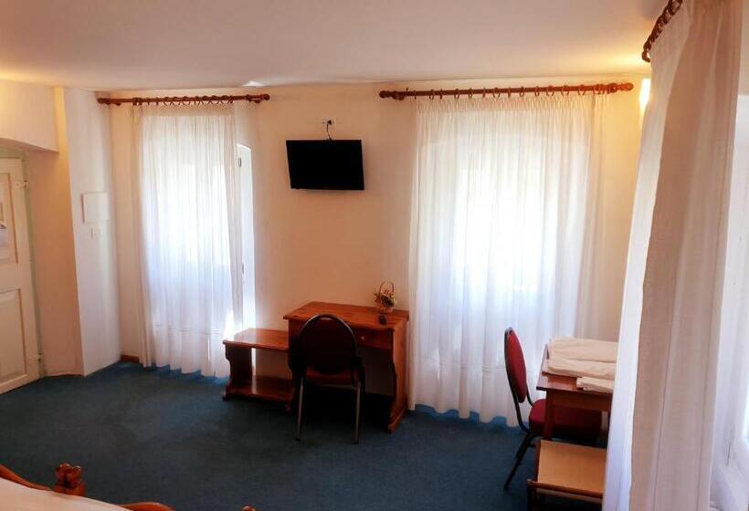 בית מלון כפרי Albergo Trieste