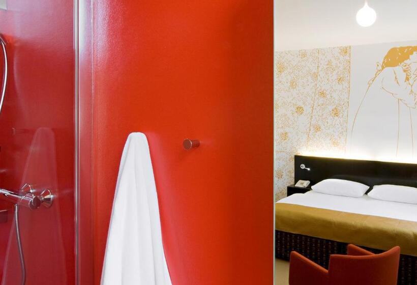 호텔 Alma Boutique