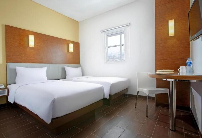 Amaris Hotel Seasons City