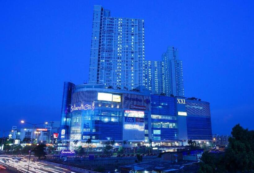 Amaris Hotel Seasons City