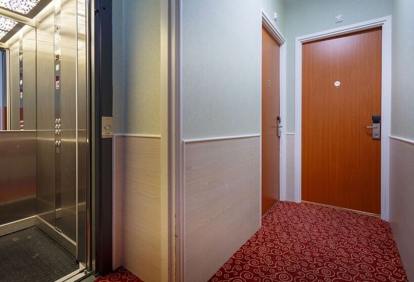 هتل Amsterdam Downtown