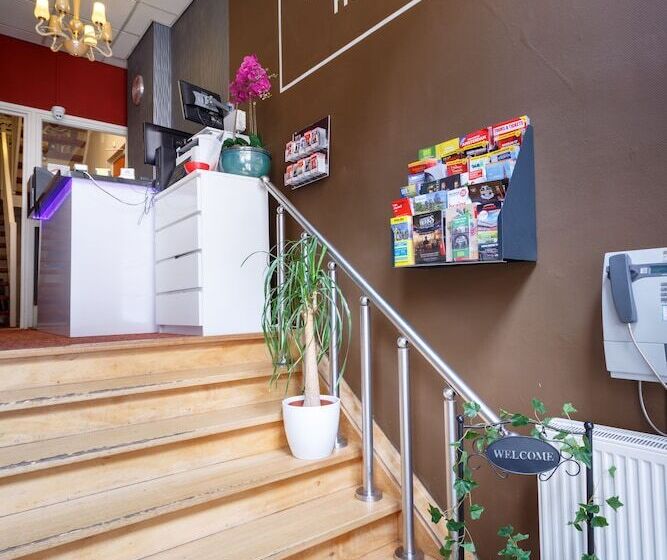 هتل Amsterdam Downtown