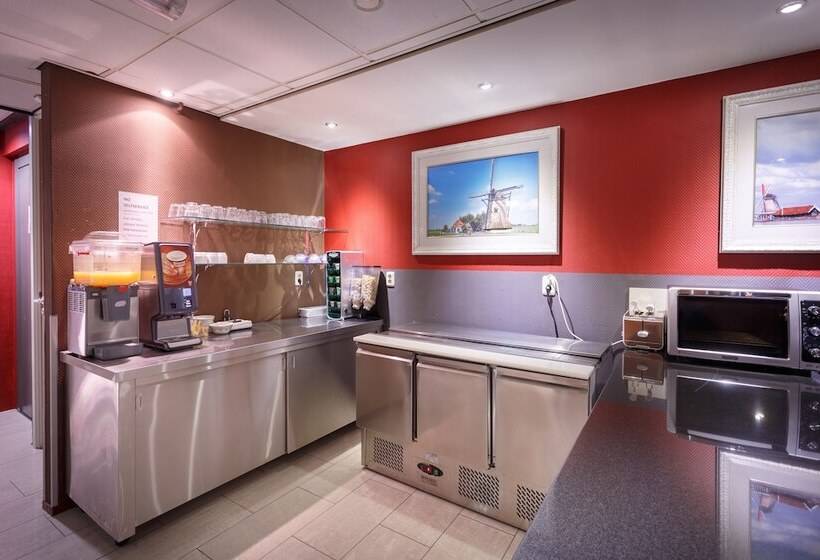 هتل Amsterdam Downtown