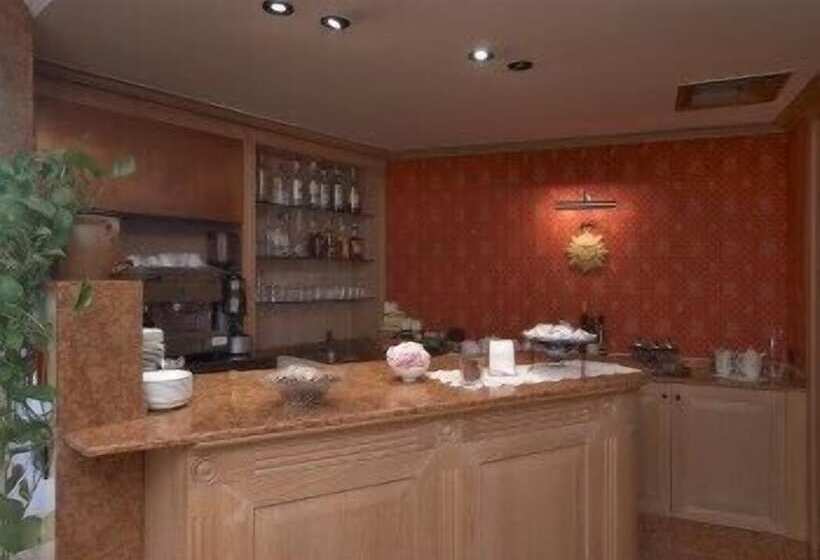 فندق Antica Locanda Il Sole