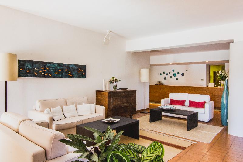 Отель Aquadulci