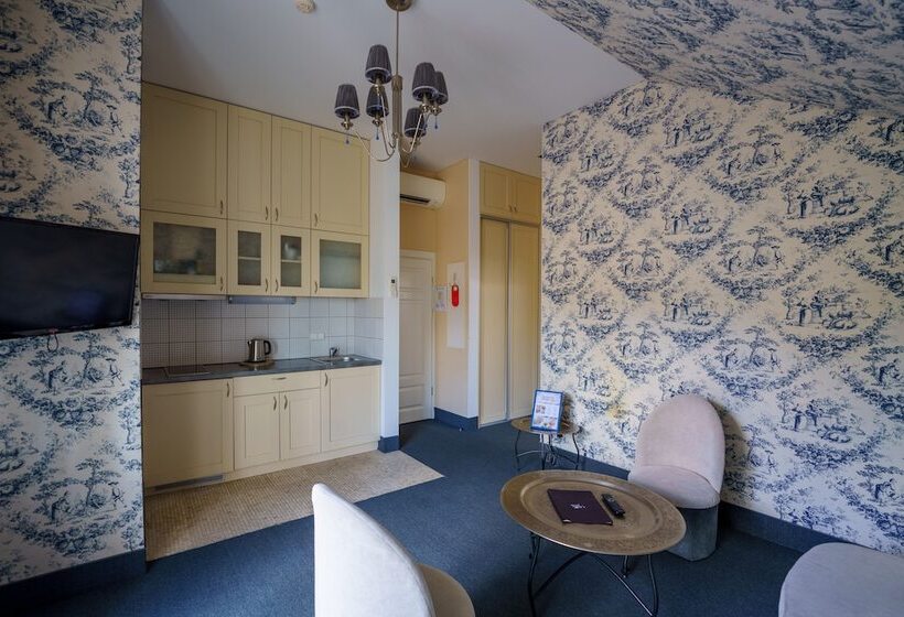 هتل Moon Garden Boutique