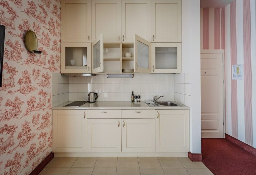 هتل Moon Garden Boutique