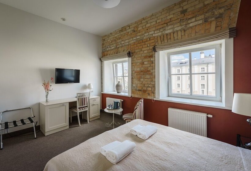 هتل Moon Garden Boutique