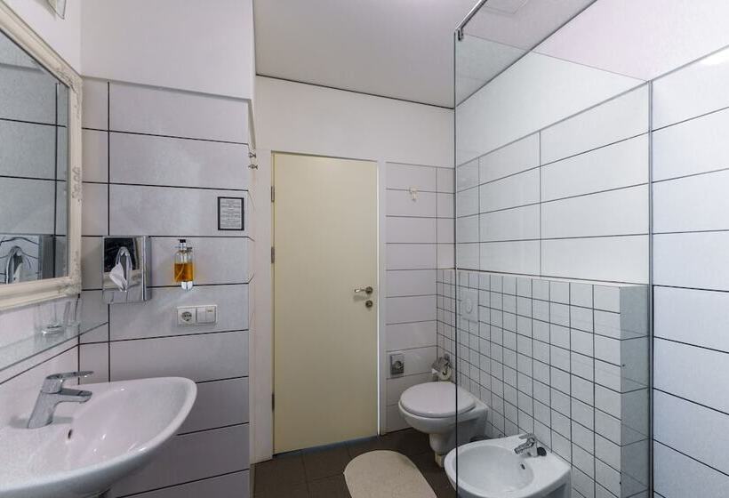 هتل Moon Garden Boutique