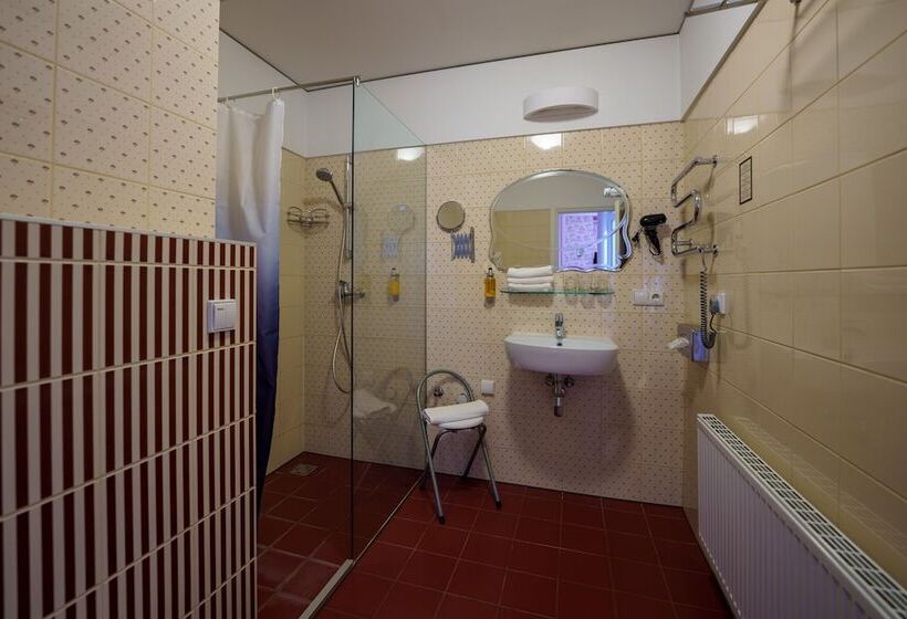 هتل Moon Garden Boutique