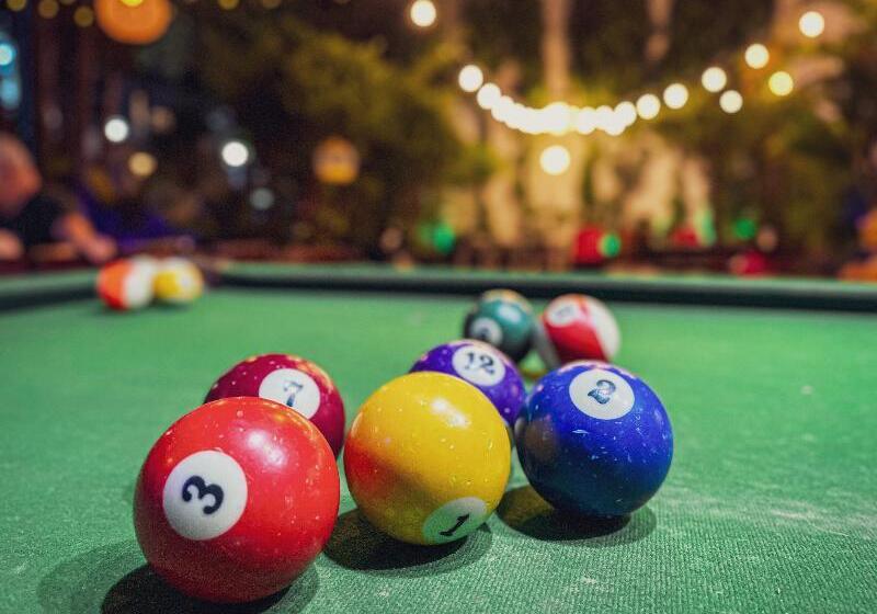 בית מלון כפרי Birdcage Boutique