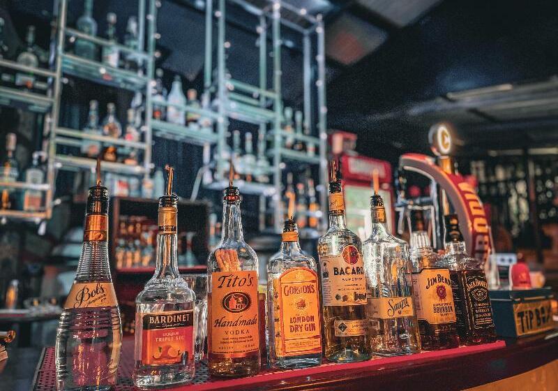 בית מלון כפרי Birdcage Boutique