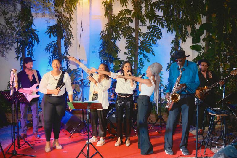 בית מלון כפרי Birdcage Boutique