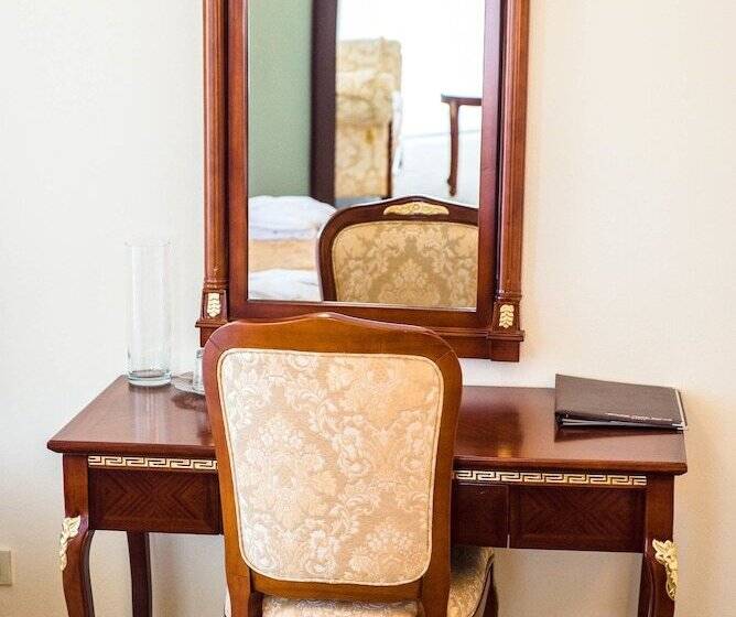 هتل Black Sea Bugaz