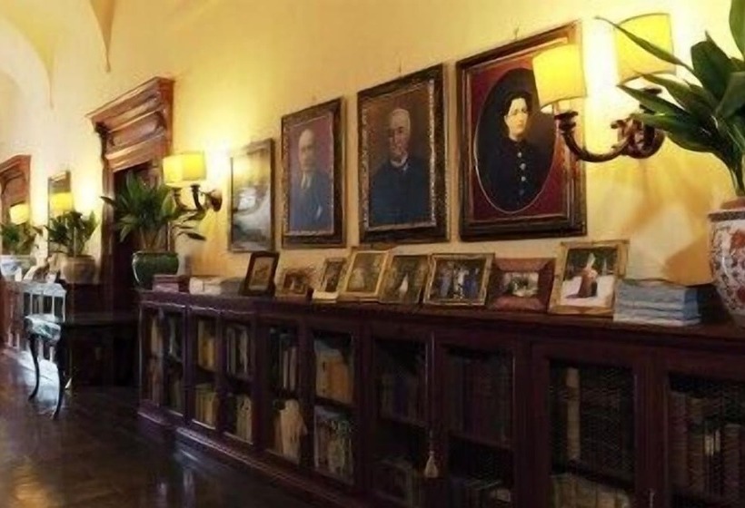 هتل Borgo Storico Seghetti Panichi