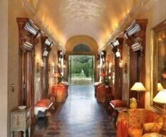 هتل Borgo Storico Seghetti Panichi