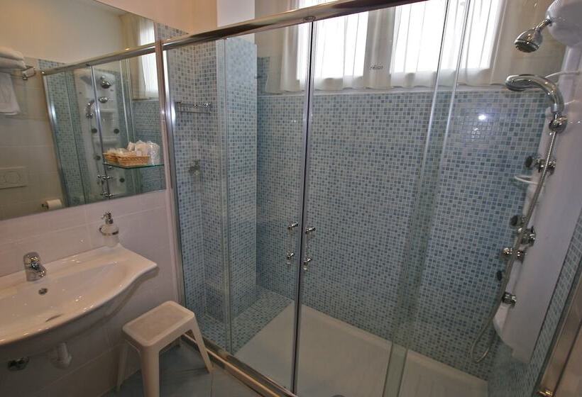 בית מלון כפרי Centrale