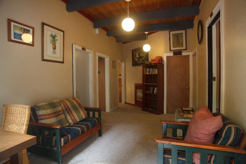 Отель Chalet Kilauea Collection - Inn At Volcano