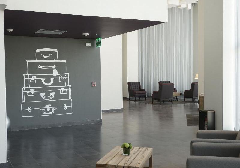 호텔 City Express Plus By Marriott Ciudad De México Patio Universidad