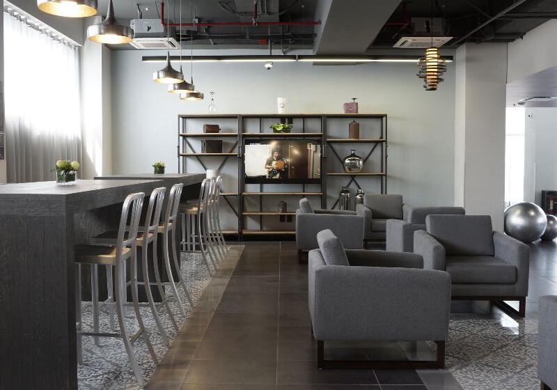 호텔 City Express Plus By Marriott Ciudad De México Patio Universidad