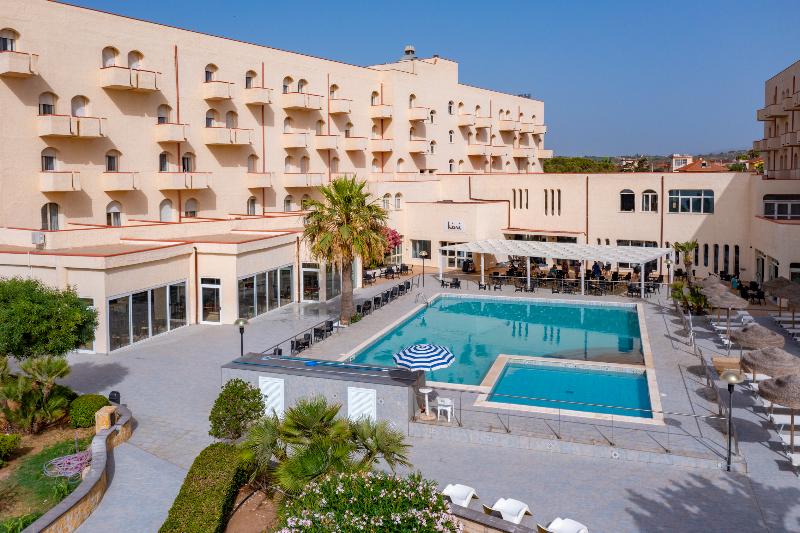 Отель Club Eloro