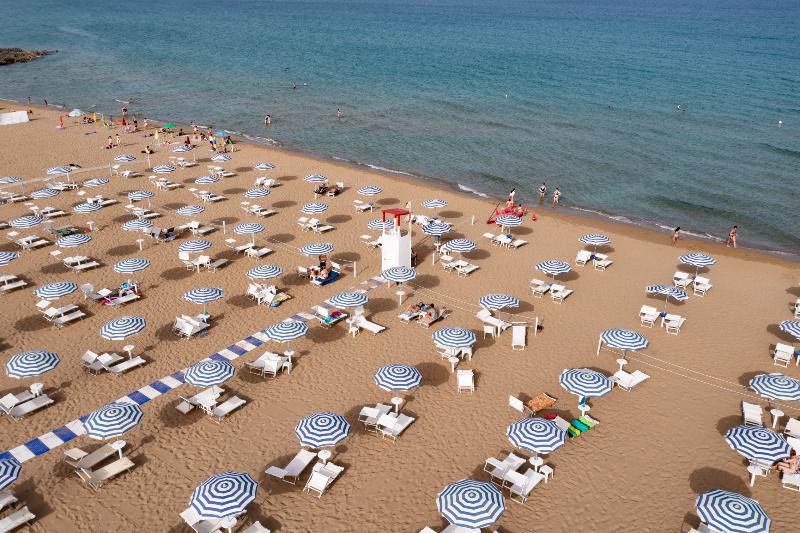 Отель Club Eloro