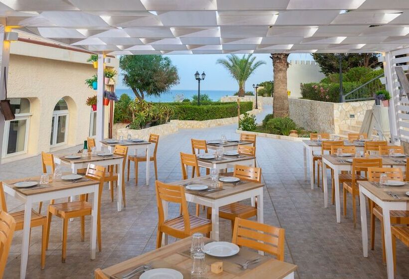 Отель Club Eloro