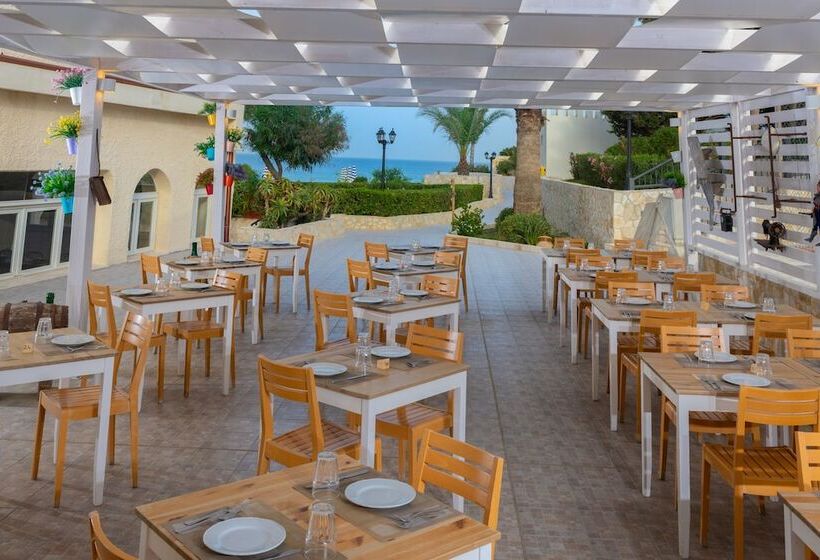 Отель Club Eloro