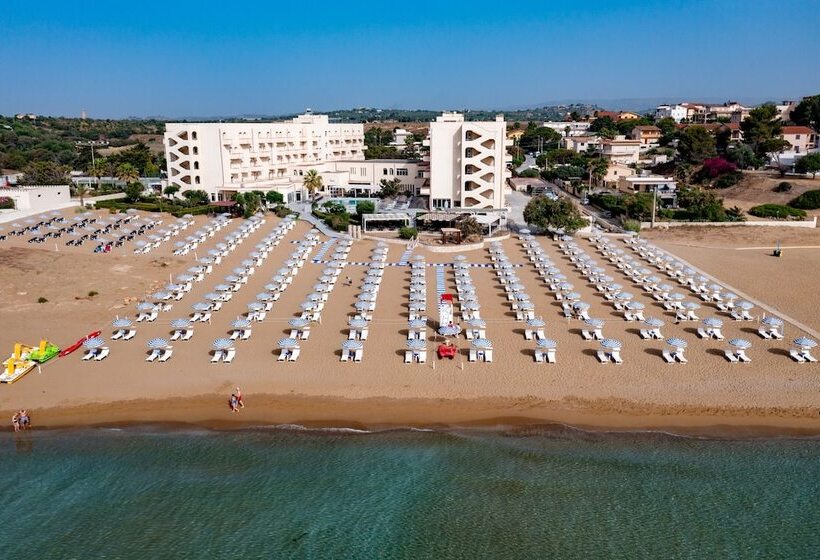 Отель Club Eloro