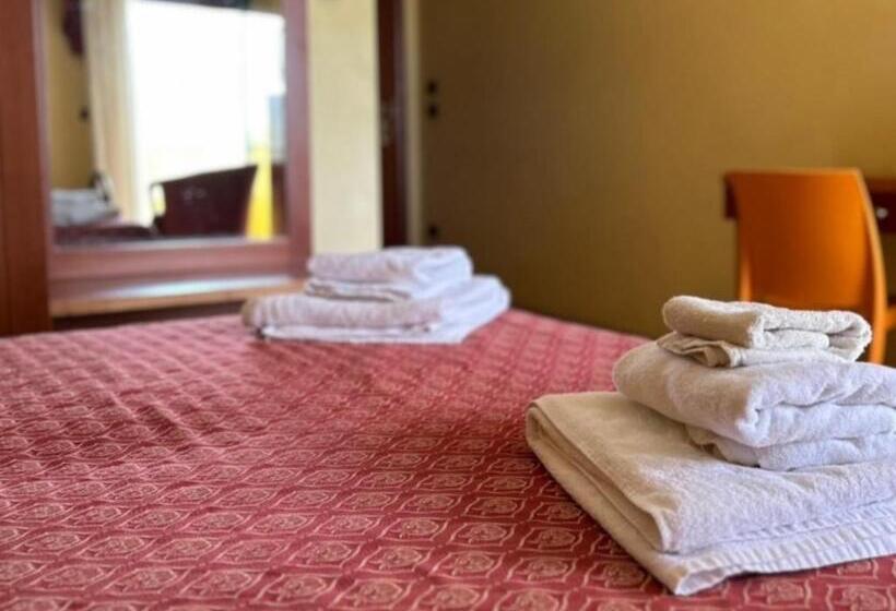 فندق Costa D Oro