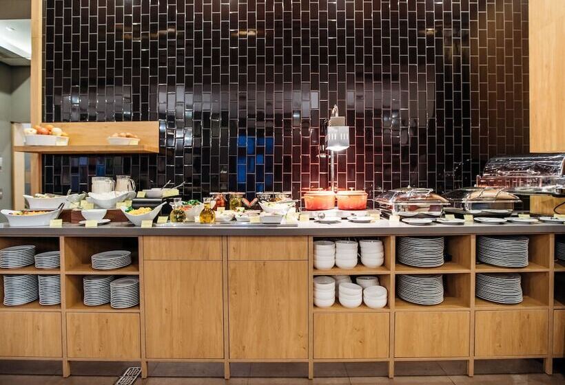 هتل Courtyard By Marriott Sochi Krasnaya Polyana