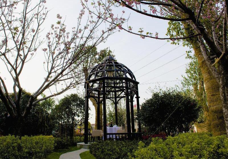 Hotel Crowne Plaza Shanghai Noah Square, An Ihg